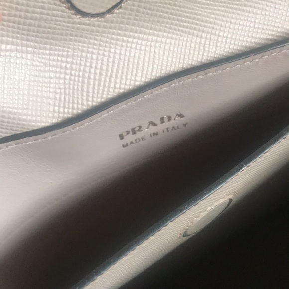 Prada bag.Authentic! - Picture 9 of 10